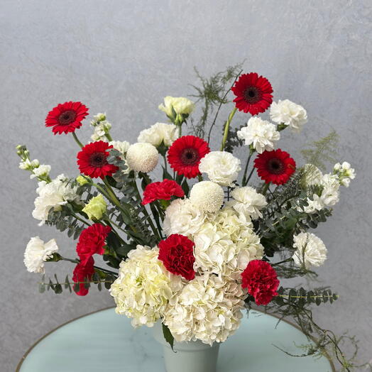 Classic Red-White Floral Vase Arrangement