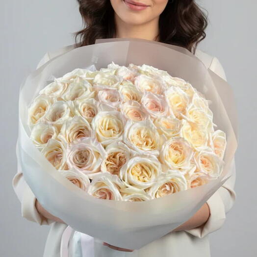 50 White O Hara Rose Bouquet - Elegance