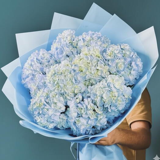 9 Blue Hydrangea Bouquet