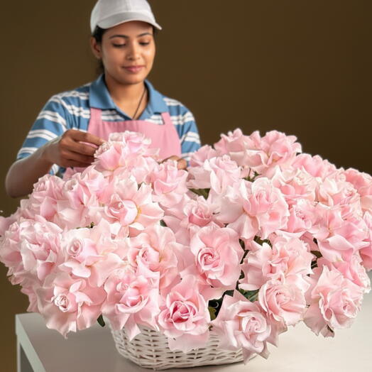 35 Premium Open Rose Basket- Ecuador