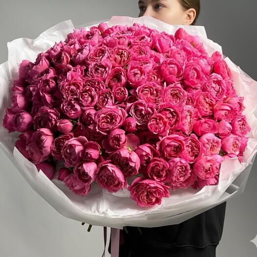 51 Rosas Spray Peonía Premium