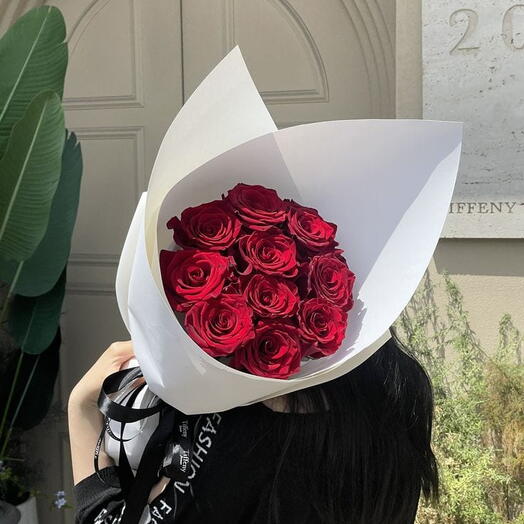 Ramo premium de 10 rosas rojas