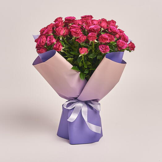 Artist- Розовый букет из спрей-роз