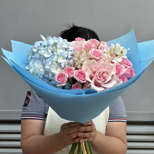 Pink blue bouquet