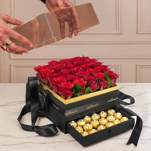 Red Roses   Ferrero Rocher Chocolate In Box