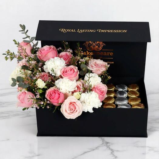 Подарочная коробка из шоколада «Вечная роза» – элегантная цветочная композиция с бельгийскими сладостями