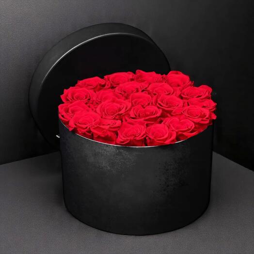 Luxury Black Round Rose Box with 35–40 Red Roses – Elegant Romantic Gift Arrangement