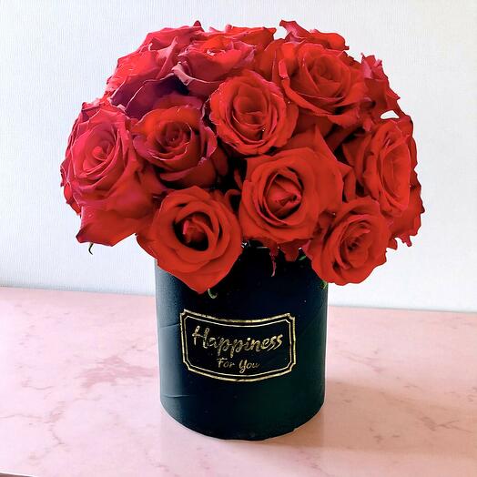 Коробка красных роз