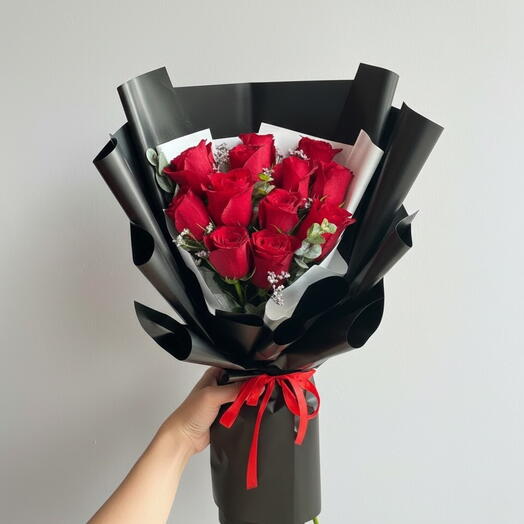 11 Roses Rouges – Amour Écarlate