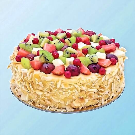 Ванильный торт с фруктами