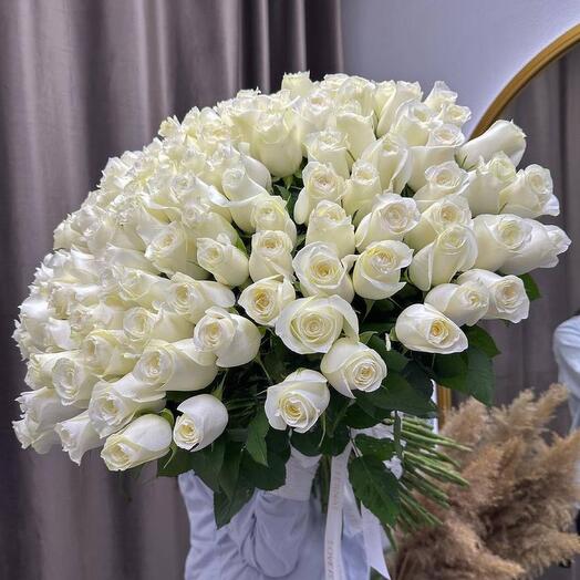 Bouquet of white roses 10pcs