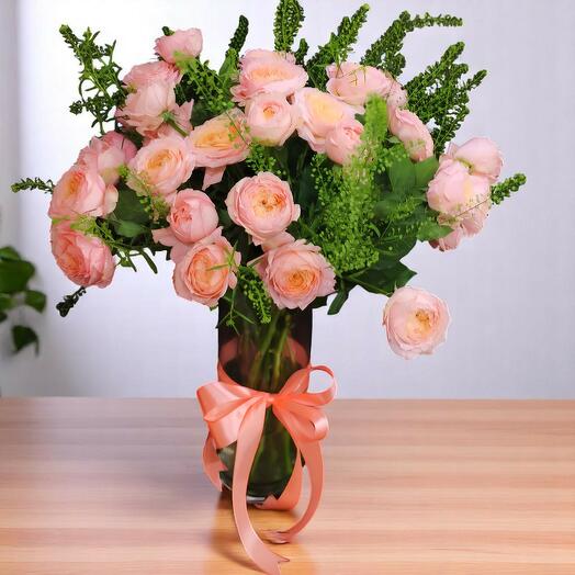 Juliet Pink Roses vase