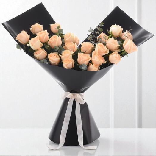 Ramo de rosas marfil y melocotón