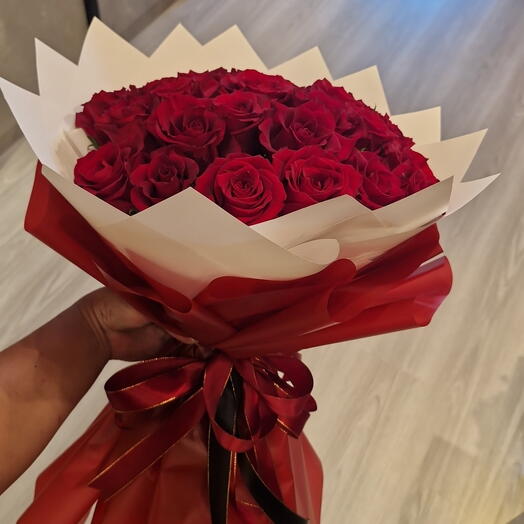 Premium Red roses bouquet valentines special