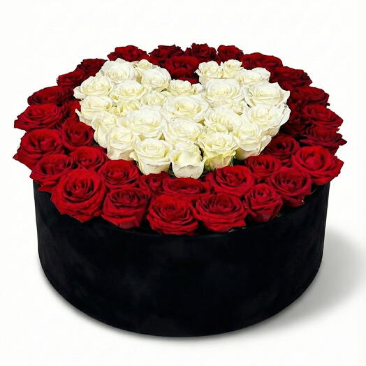 Boîte de roses rouges – Arrangement de luxe cœur blanc | 99 roses