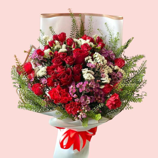 Cheerful bloosom bouquet