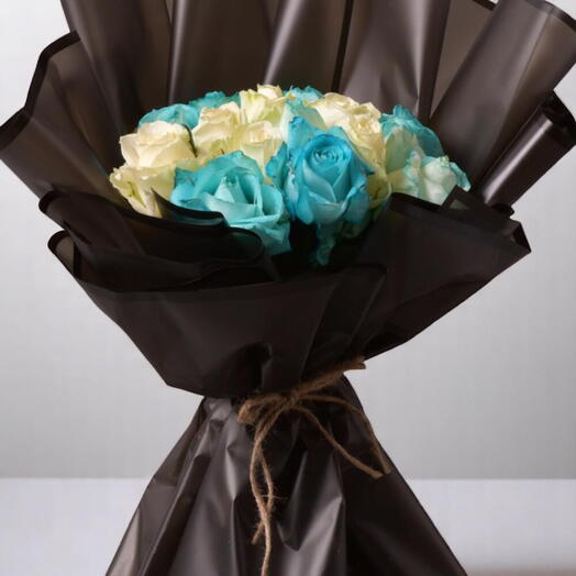 Elegant Blue and White Rose Bouquet – 15-Stem Rose Arrangement with Black Wrapping and Jute Tie