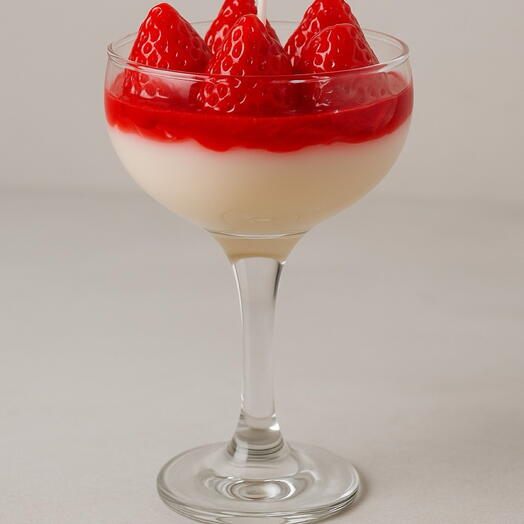 Strawberry Cheesecake Martini Candle