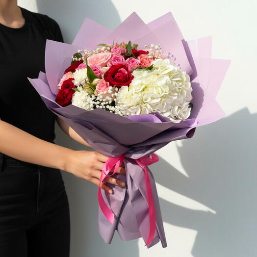 Mixed‑Color white Hydrangea Fresh