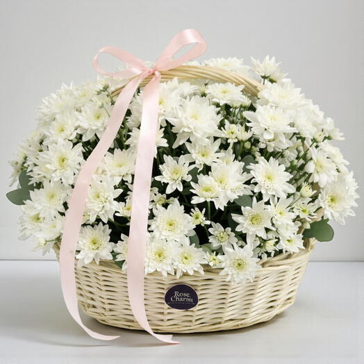 21 White Chrysanthemums Basket