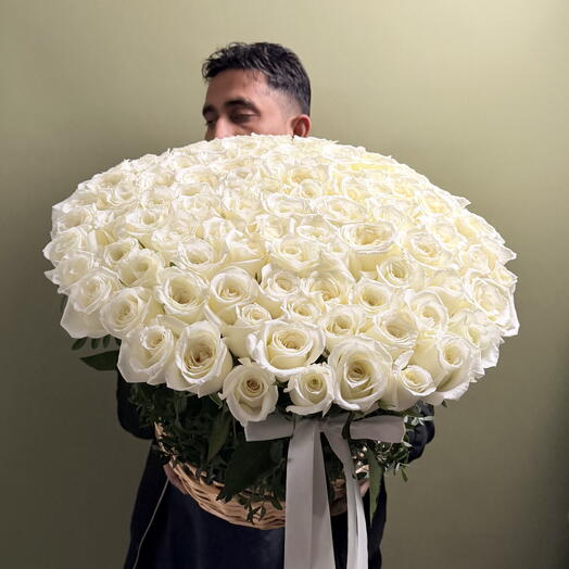 Valentine s White Roses Basket