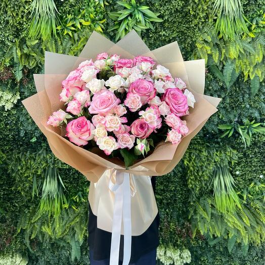 Double Shaded| Golden Romance Bouquet