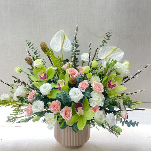 Nice ceramic vase mix arrangement