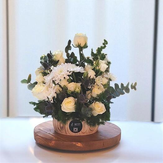 Arreglo floral blanco Ivory Charm