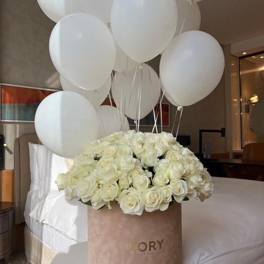 151 white roses "100% Tenderness"+balloons
