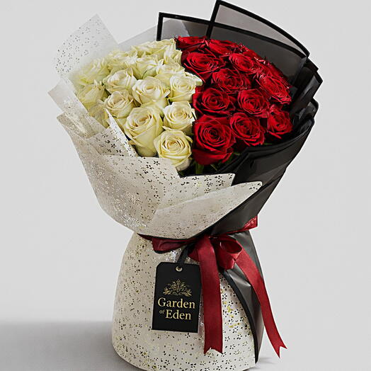 Scarlet Kiss – 31 roses rouges et blanches