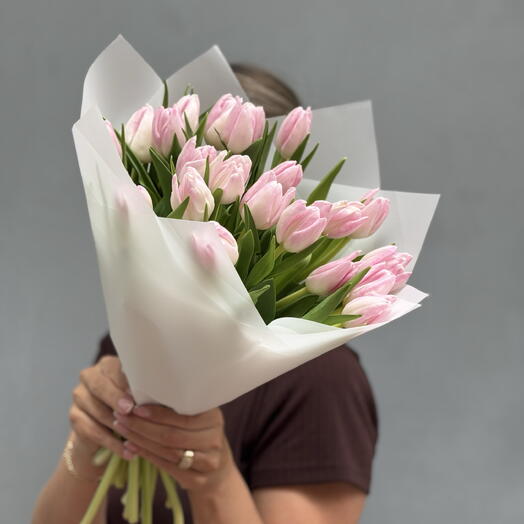 Spring tulips bouquet