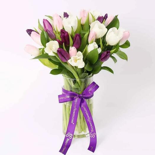 Нарисованные небеса ваза с 30 тюльпанами