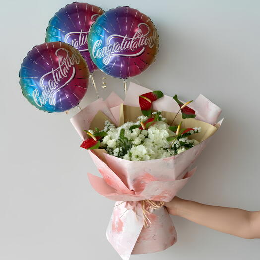 Florist s Special Bouquet | Hydrangeas, Roses   Anthuriums with Balloons | Dubai Delivery