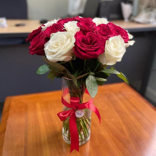 21 arreglos mixtos de rosas