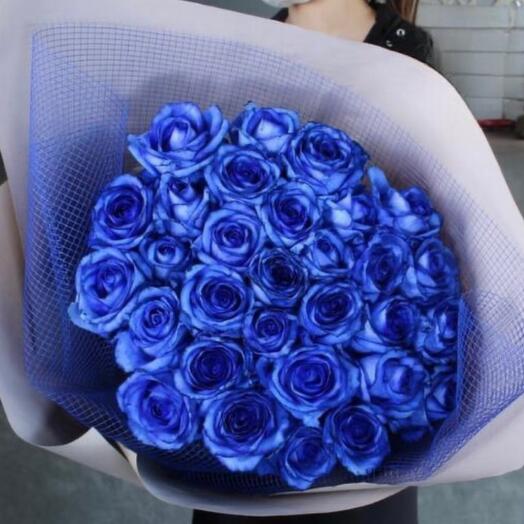 Bouquet of blue roses