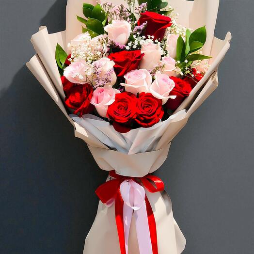 Pink and Red Roses Bouquet