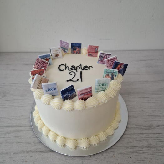 Books cake for book reader