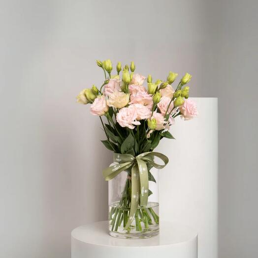 مزهرية يوستوما الوردية