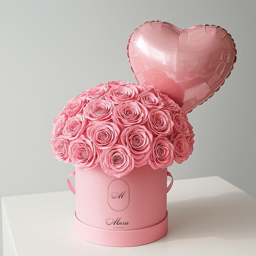 Любовные записки _ Коробка с 51 классической розовой розой и гелиевым шаром в форме сердца
