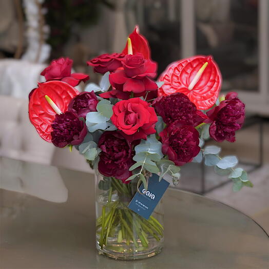 Рубиновый Каскад - Ваза для цветов