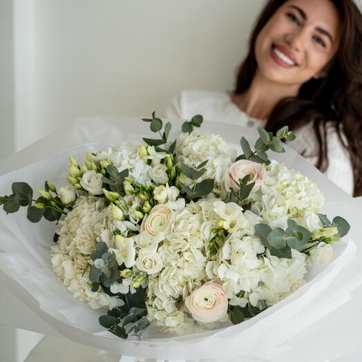 Spring inspiration bouquet of Medium size