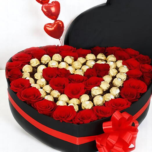The Scarlet Heart Delight – Red Roses   Ferrero Rocher in Heart Box