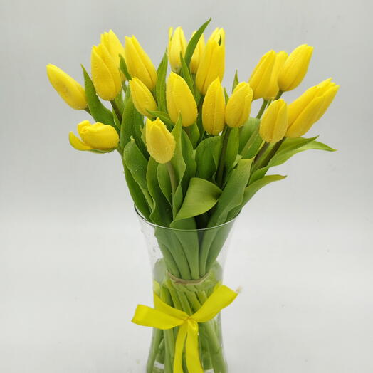 19 Yellow Tulips In A Vase