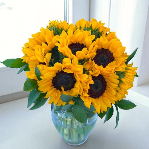 Sunflower Beauty Vase Arrangement – Bright   Cheerful Floral Gift