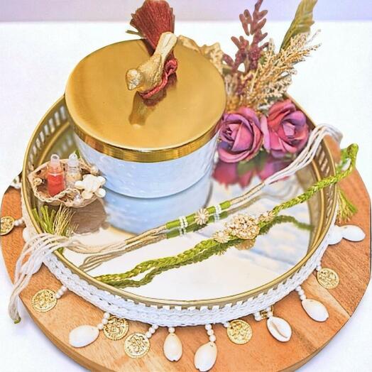 Тарелка для Ракхи с ракушками