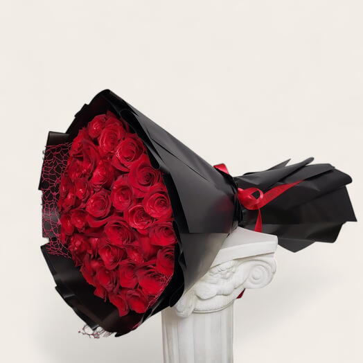 99 поз любви _ Роскошный букет красных роз для годовщины или дня рождения