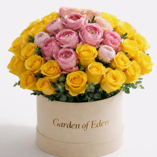 Sunlit Blush – Roses   Peonies Box