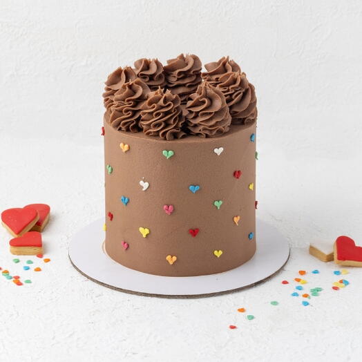 Шоколадный торт с разноцветными сердечками ко Дню святого Валентина (на 6-7 человек)