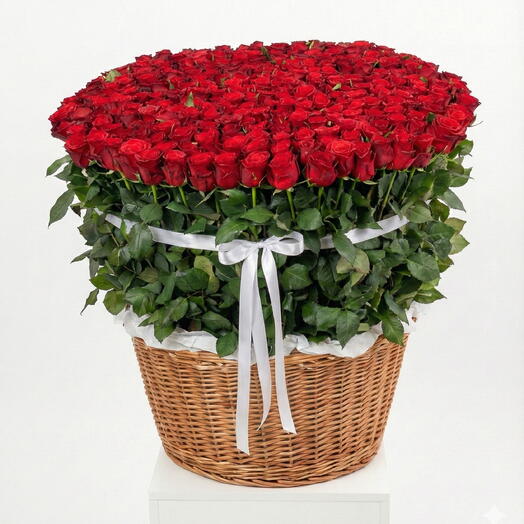 Издание ко Дню святого Валентина - корзина из 201 красных роз