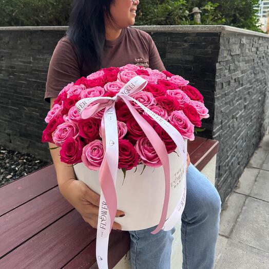 Caja grande de 51 rosas